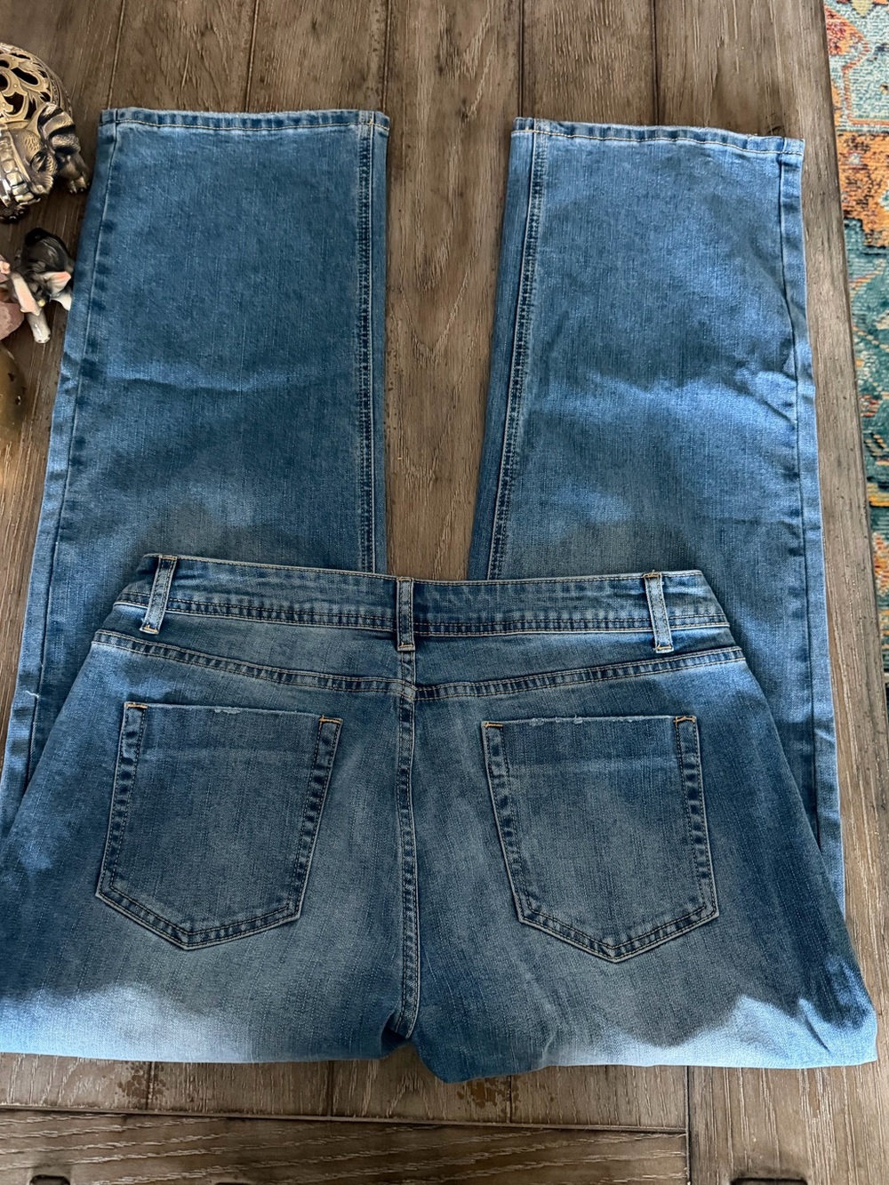 Flamingoals Blue Denim Jeans - Classic Medium Wash - Picture 4 of 10